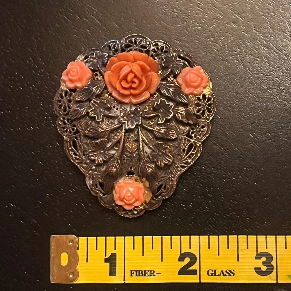 N/A fur clip